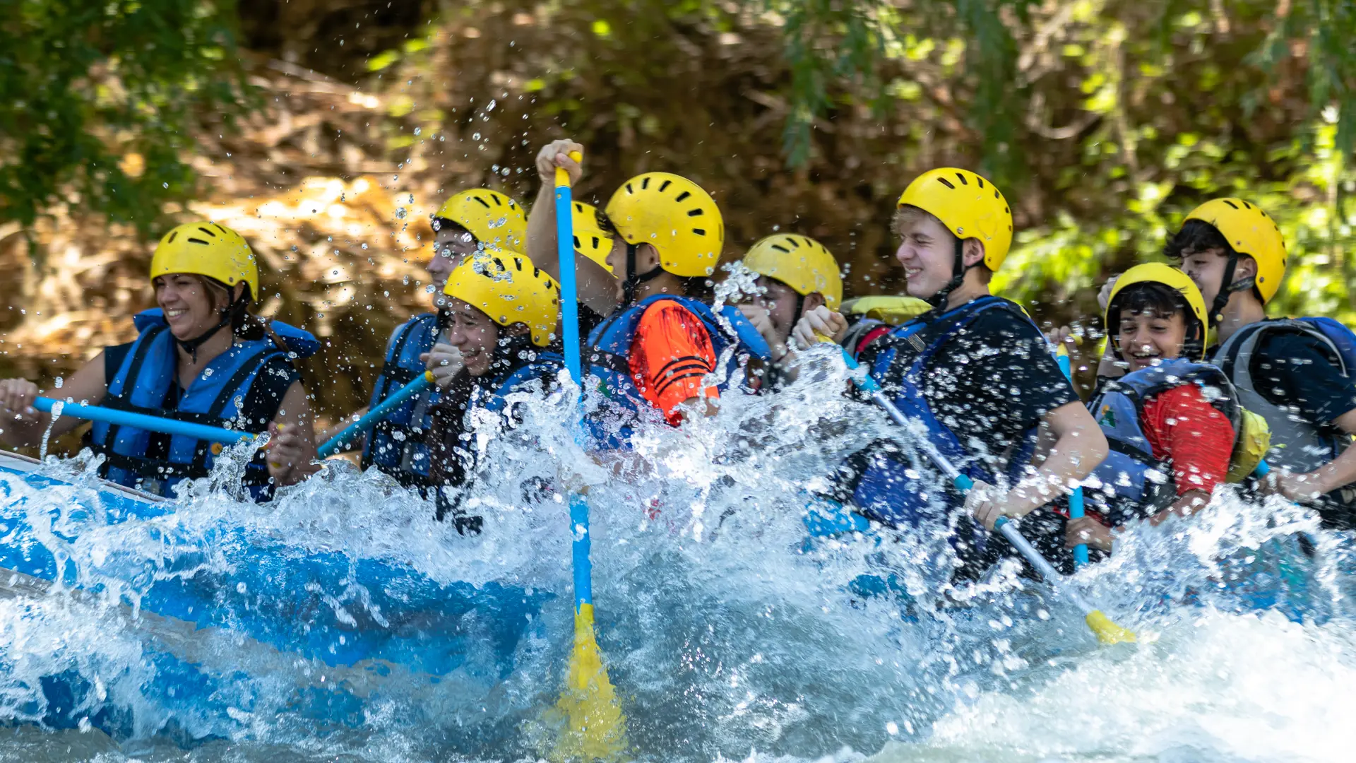 Deportes y Turismo